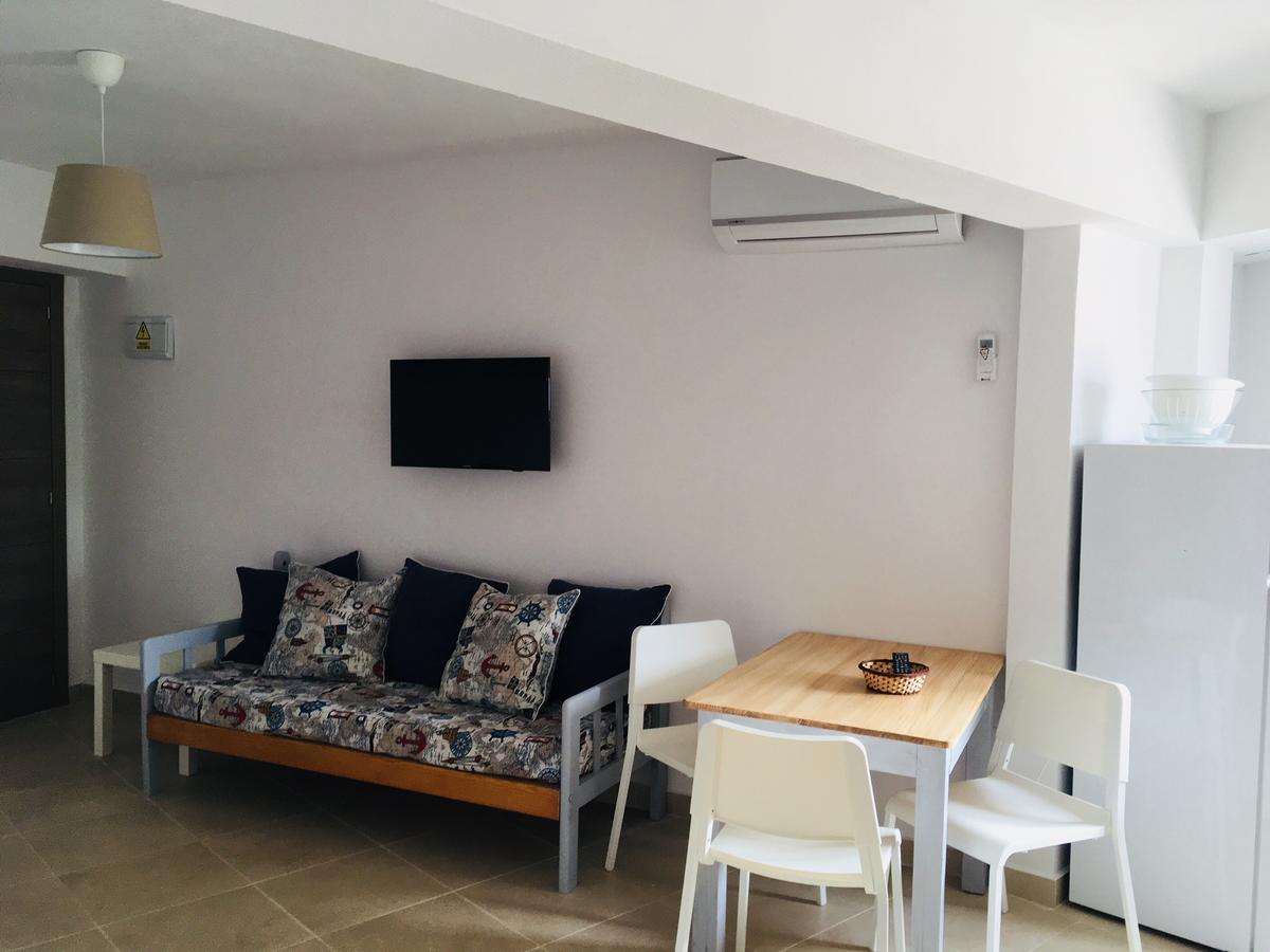 Apartamentos Calypso Пунта-Умбрія Екстер'єр фото